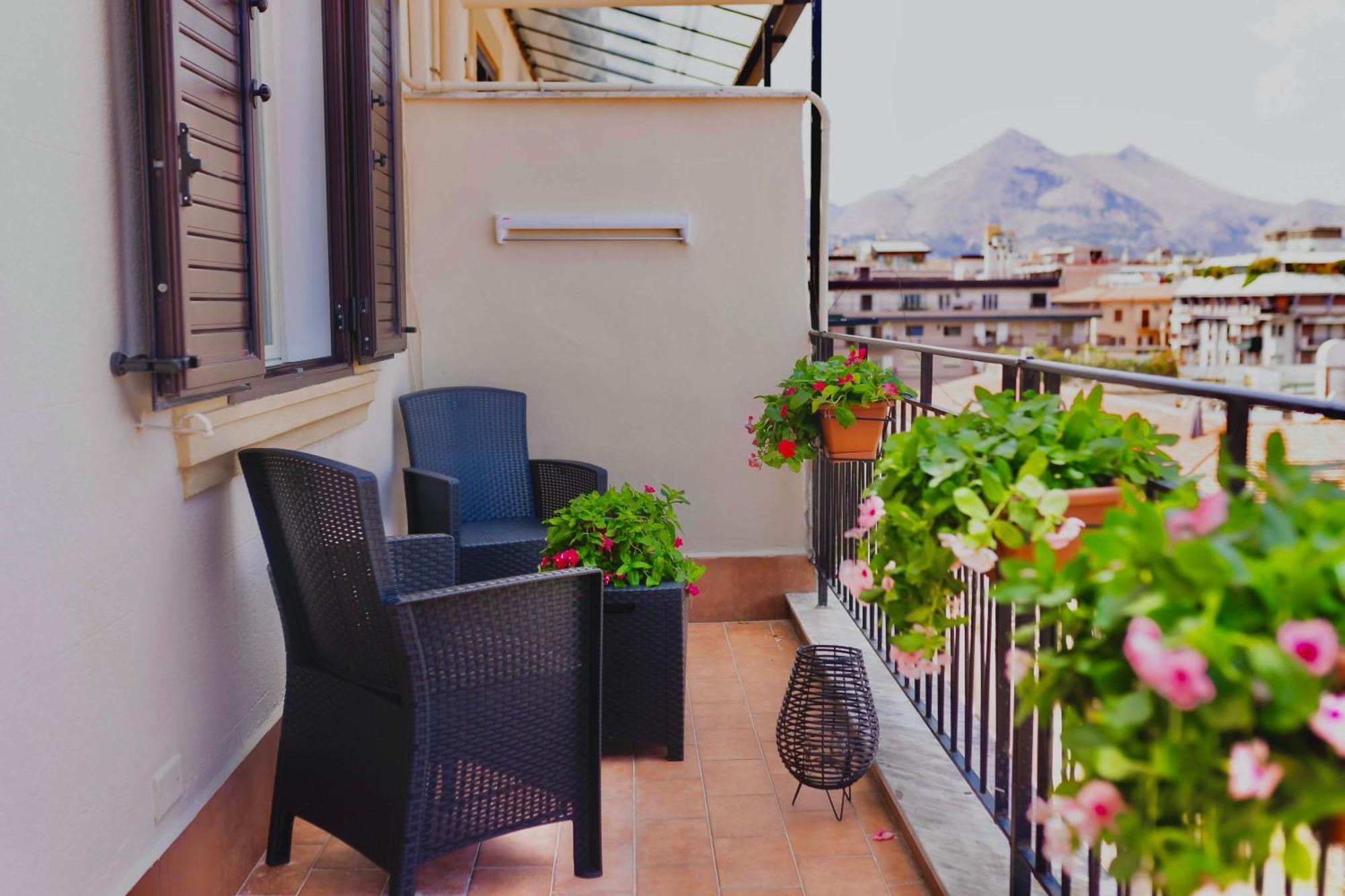 Politeama Charming Apartment Palermo Esterno foto